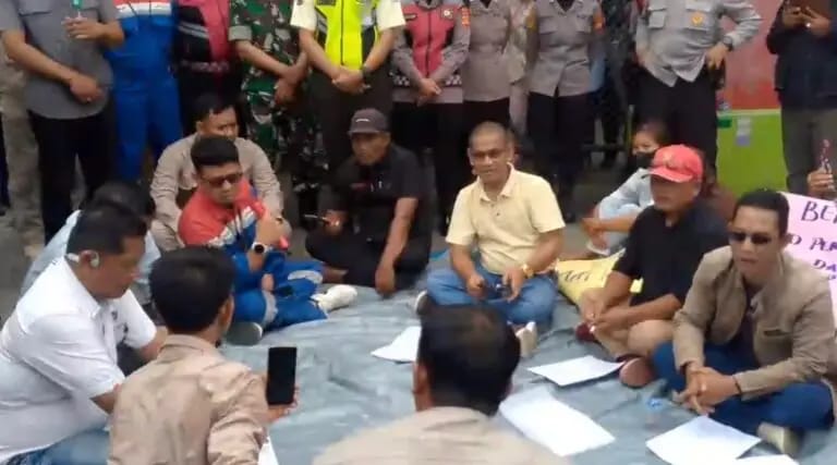 Protes ‘Tangki Rakitan’ Menjamur, Massa Lubuklinggau Minta SPBU Nakal Disanksi Tegas”