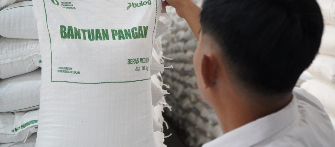 DUGAAN KEJANGGALAN BANSOS: Penyaluran Beras 92 KPM Di Desa Belimbing Diragukan, Koordinator Bungkam Soal Juknis