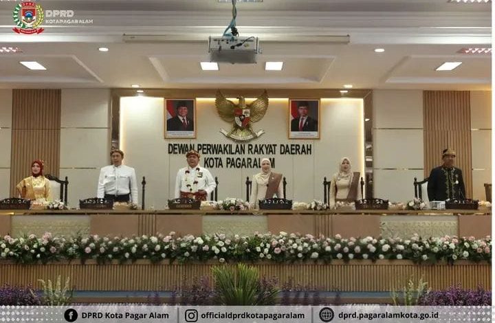 Gubernur Dan Belasan Kepala Daerah Padati Sidang Paripurna Istimewa HUT Ke-25 Pagar Alam