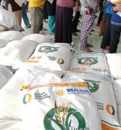 VIRAL DI FACEBOOK! Bantuan Beras 30 Kg Ditebus Rp20.000 per Kampel, Dua Desa Di Ulu Musi Empat Lawang Melaporkan Pungli