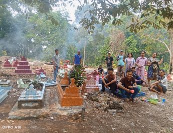 Sinergi Pemerintah Dan Warga Kelurahan Kupang Lewat Aksi Gotong Royong “Jum’at Bersih”